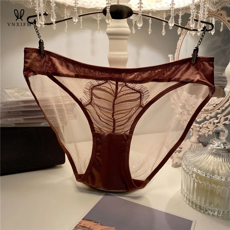 2023 new French sexy low waist light translucent gauze triangle pants women\'s quick-dry hot satin stitching lace underwear