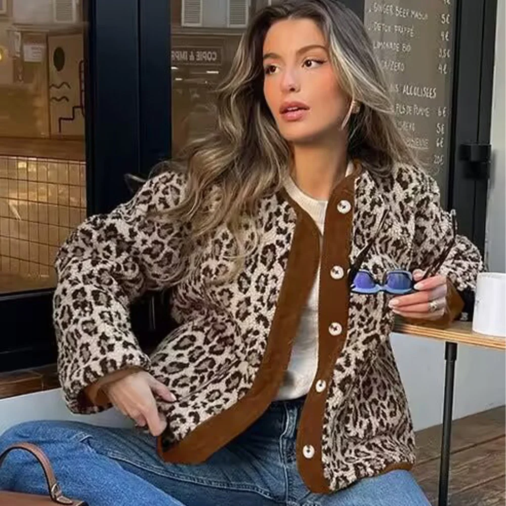 PB&ZA Women's Versatile Leopard Coat Round Neck Long Sleeve Decoration Autumn/Winter New Women's Clothing