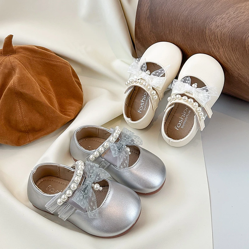 

Girls Princess Leather Shoes with Lace Bows Kids Flats Round Toes Versatile 2025 Autumn Children Casual MaryJanes Korean Style