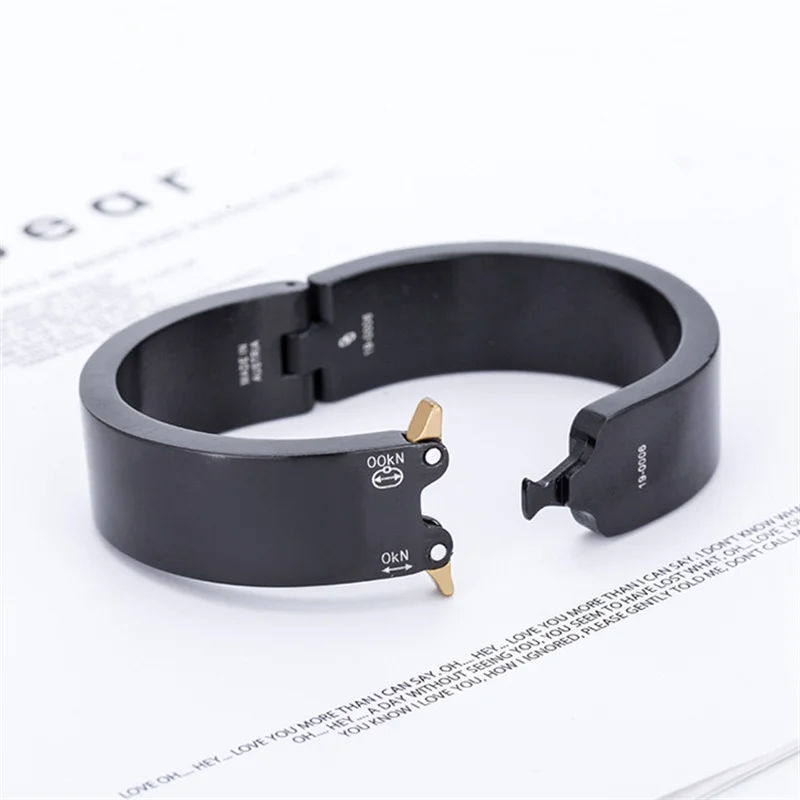 1pcs women stainless steel Hand Bracelet men couple bangle Mechanical Space Punk Cuff Bangle Luxury Jewelry Fit Sport Biking