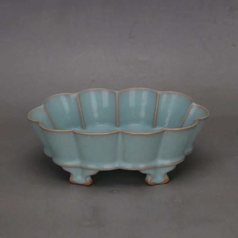 Chinese Celadon Porcelain Brush Washer Song Ru Kiln Quadruped Design 7.87 inch
