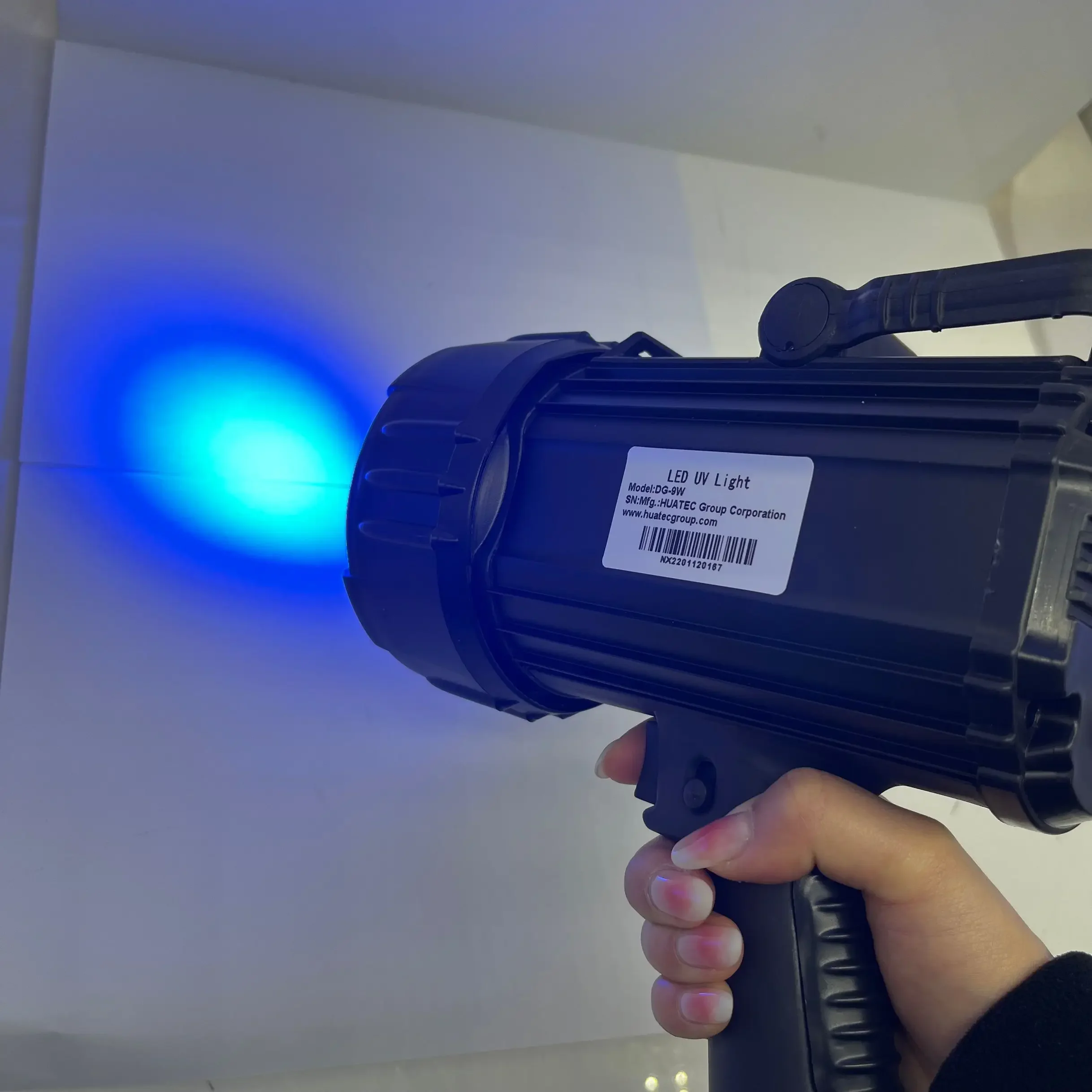 8000uw/cm2,Irradiation area 170mm, rechargeable battery Ultra-Violet light DG-9WA Handheld LED UV Light