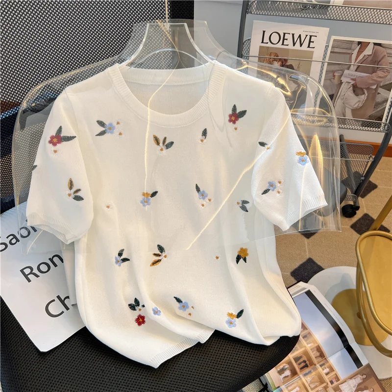 Summer White Embroidered Sweater Women Knitted T-shirt Tops Short Sleeve O-neck Casual Fashion Ladies Pullover Jumpers Classic