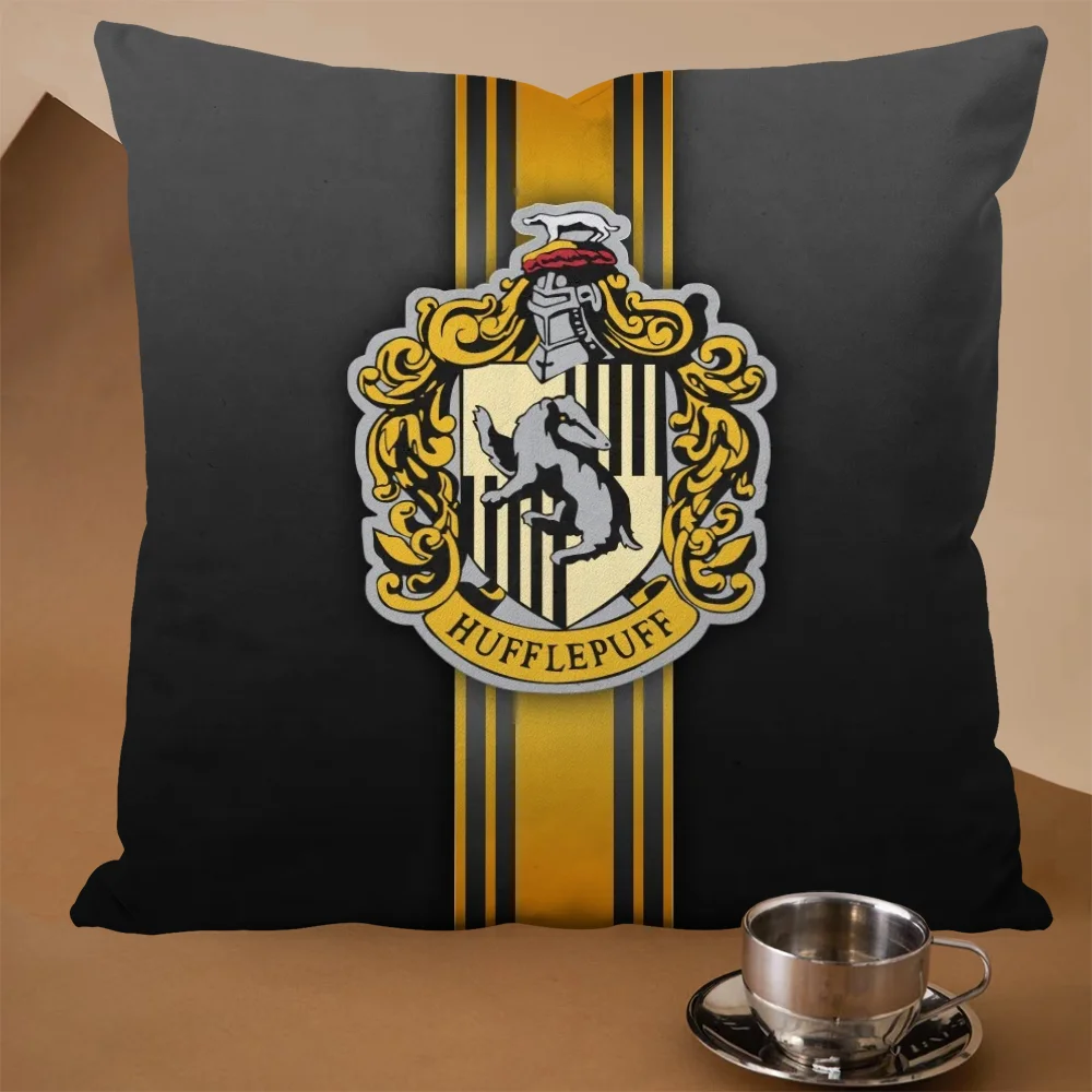 Home and Decoration Cushions Pillow Cases Hufflepuff Decorative Cushion Ornamental Pillows Throw Pillow Covers Cover Sofa Decor