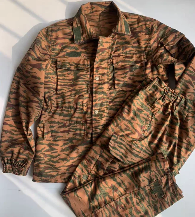 uniforme-de-camuflaje-tigre-africano-de-burkina-faso-incluye-chaqueta-y-pantalones-diseno-desertico