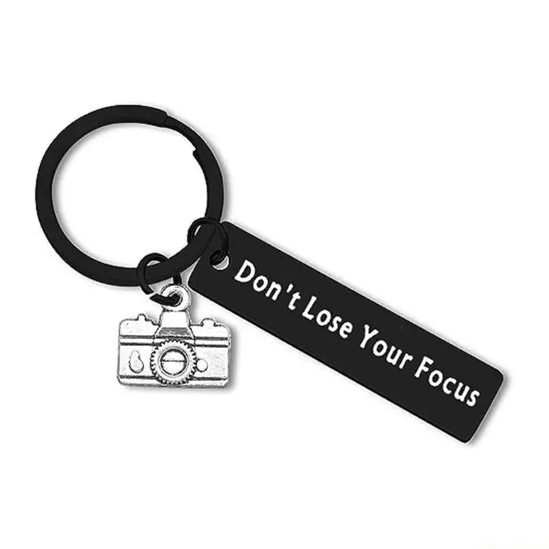 31BF Vintage Camera Design Stainless Steel Keychain Sturdy Photo Accessory For Photographers And Trendy