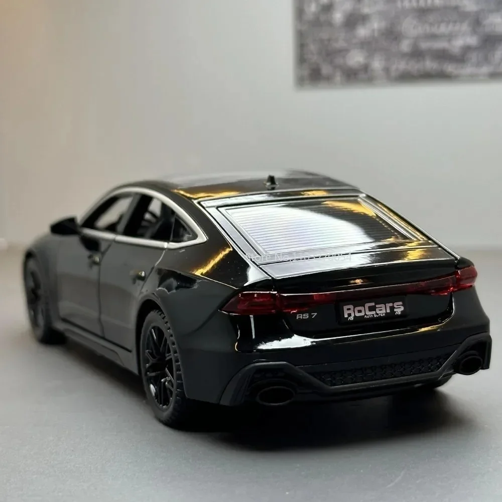 RS7 modelo de coche de juguete a escala 1/32, aleación fundida a presión, alta simulación con sonido y luz, vehículos extraíbles, juguetes para