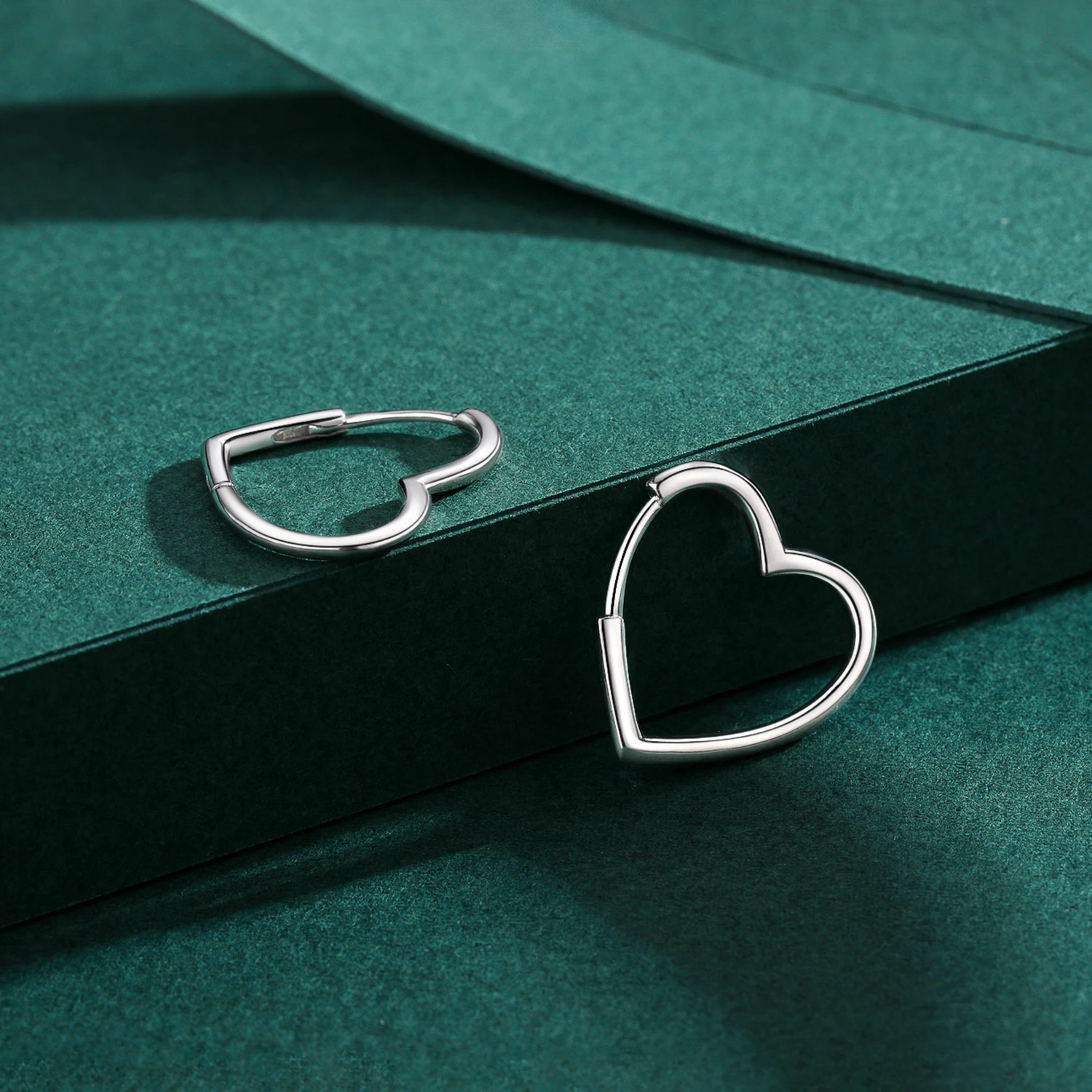 Modian Genuine 925 Sterling Silver Glossy Hearts Hoop Earring for Women Gift Simple Earring Fashion Korea Style Jewelry Bijoux