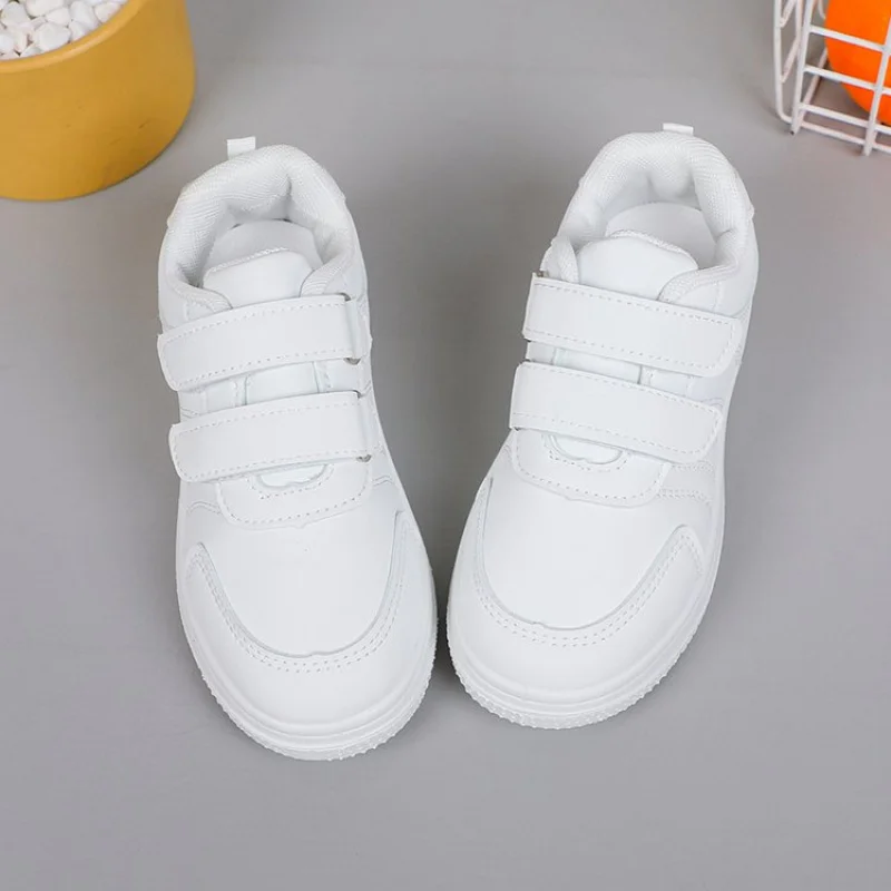 Child PU Material White Sneakers-Spring/Summer Unisex Soft-Soled Casual Slip-On Shoes for Primary Students, Comfort and Breath