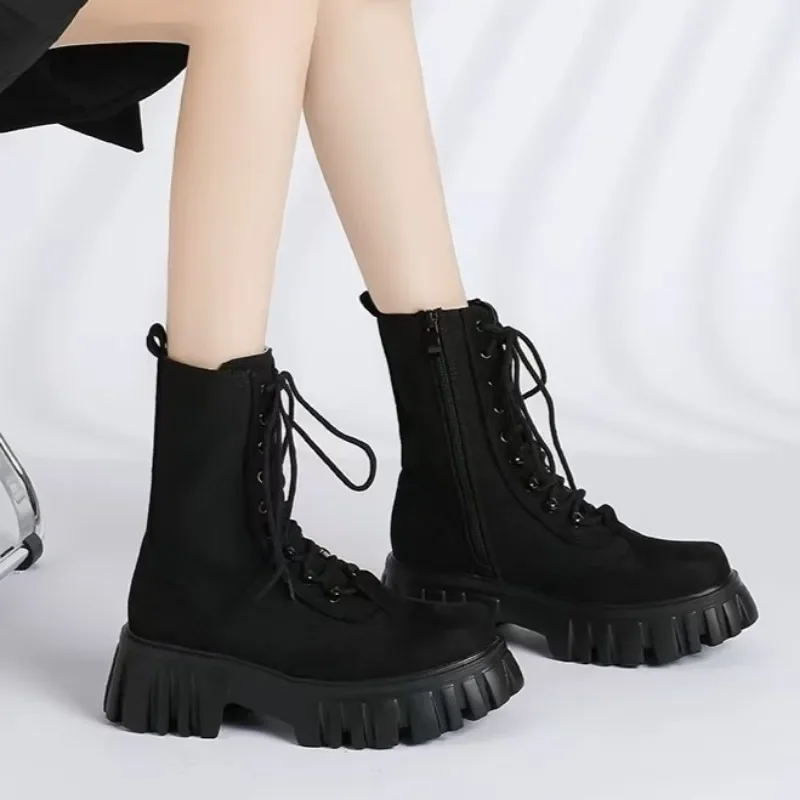 Korean Version Bag Spicy Girl Height Increasing Mid Length Workwear Motorcycle Boots 2024 Thick Soled Fashionable Women Boots