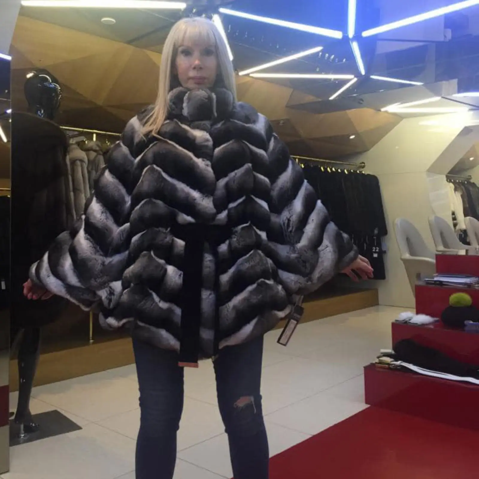 Poncho invernale da donna in vera pelliccia di coniglio Rex cincillà, mantello di lusso di media lunghezza, caldo soprabito in vera pelliccia 