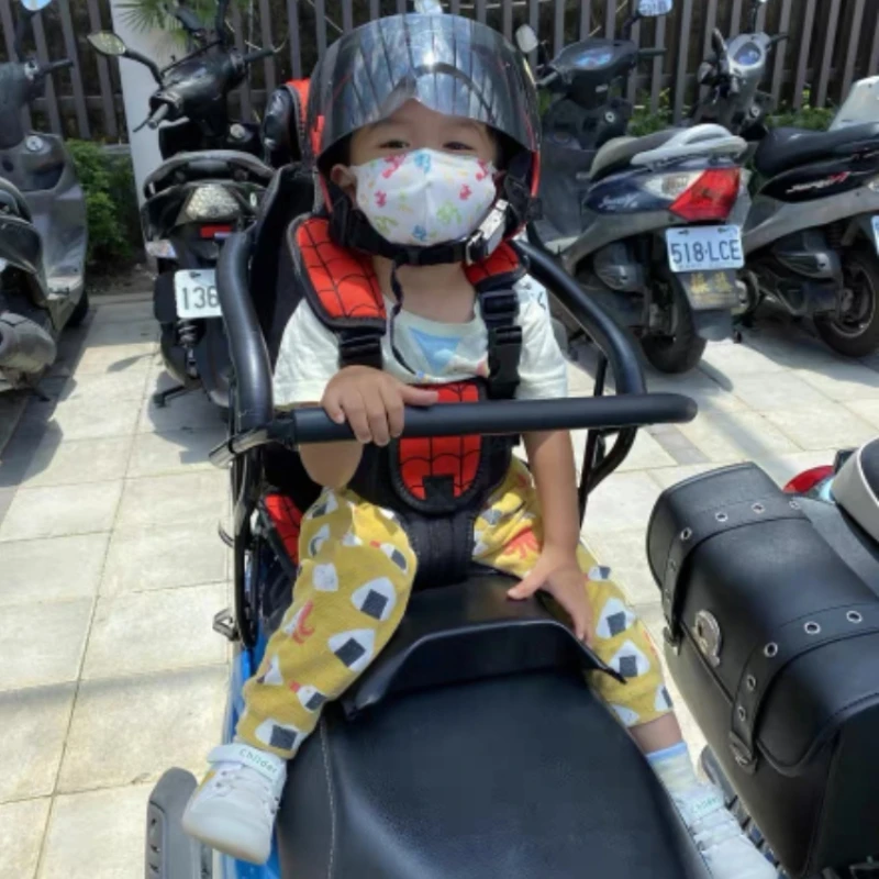 Electric Vehicle Rear Child Seat Motorcycle Full Fence Safety Rear Seat Can Be Lifted and Lowered