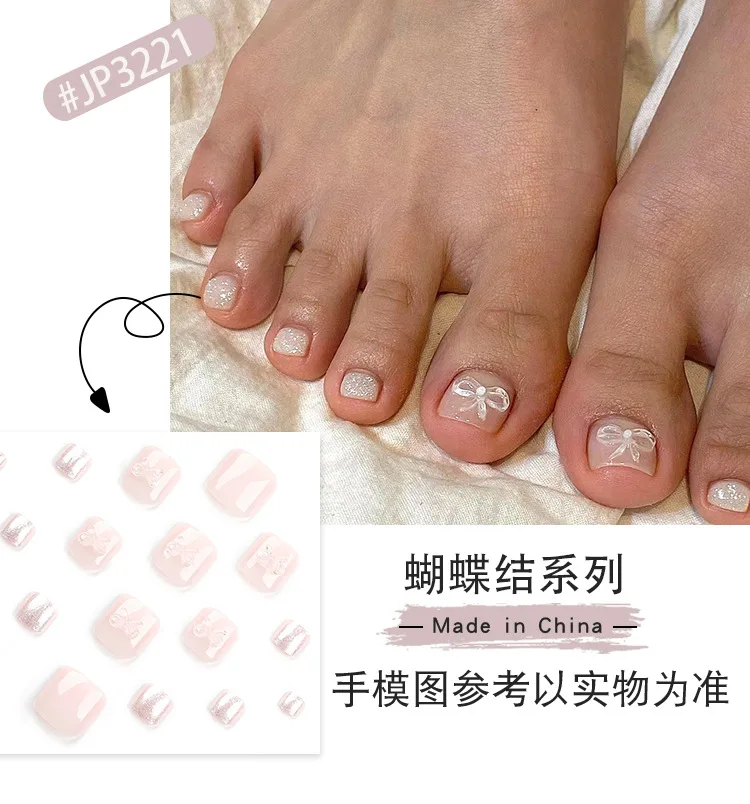 2024 Summer Simple Silver Glitter Fake Toenails Press On Square Removable White 3D Crystal Bow Feetnails Finished False Nails