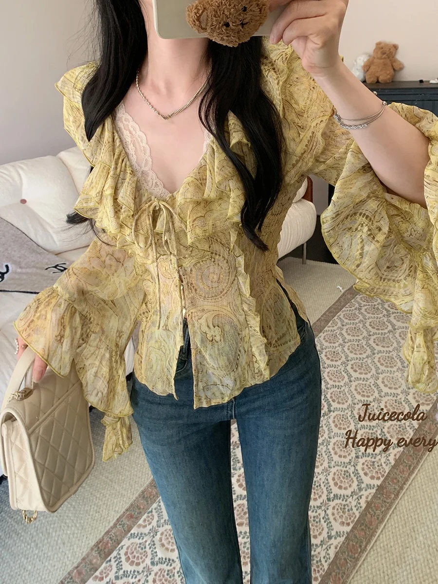 

Retro Romantic Lace Trim Deep V-neck Long Sleeve Women's Shirt Micro Transparent Top Juicecola Floral Print Breathable Comfor...