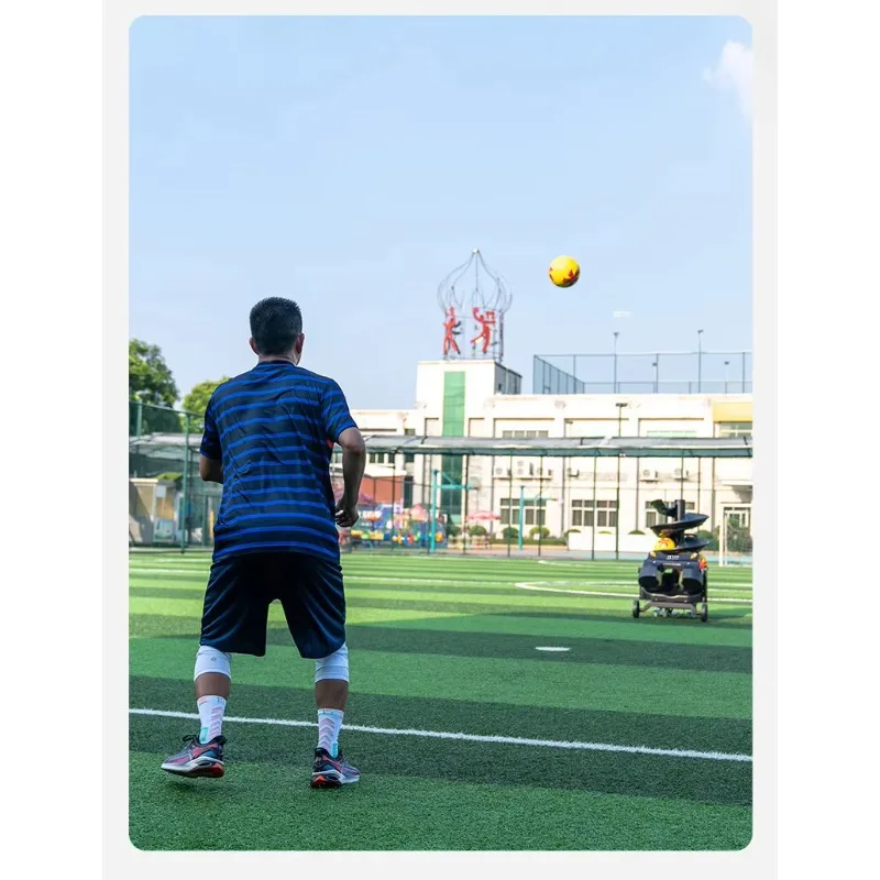 Remote & APP Control Soccer Ball Launcher, 35 Programmable Spots, 5-20m Football Training Machine, Adjustable Speed for Club