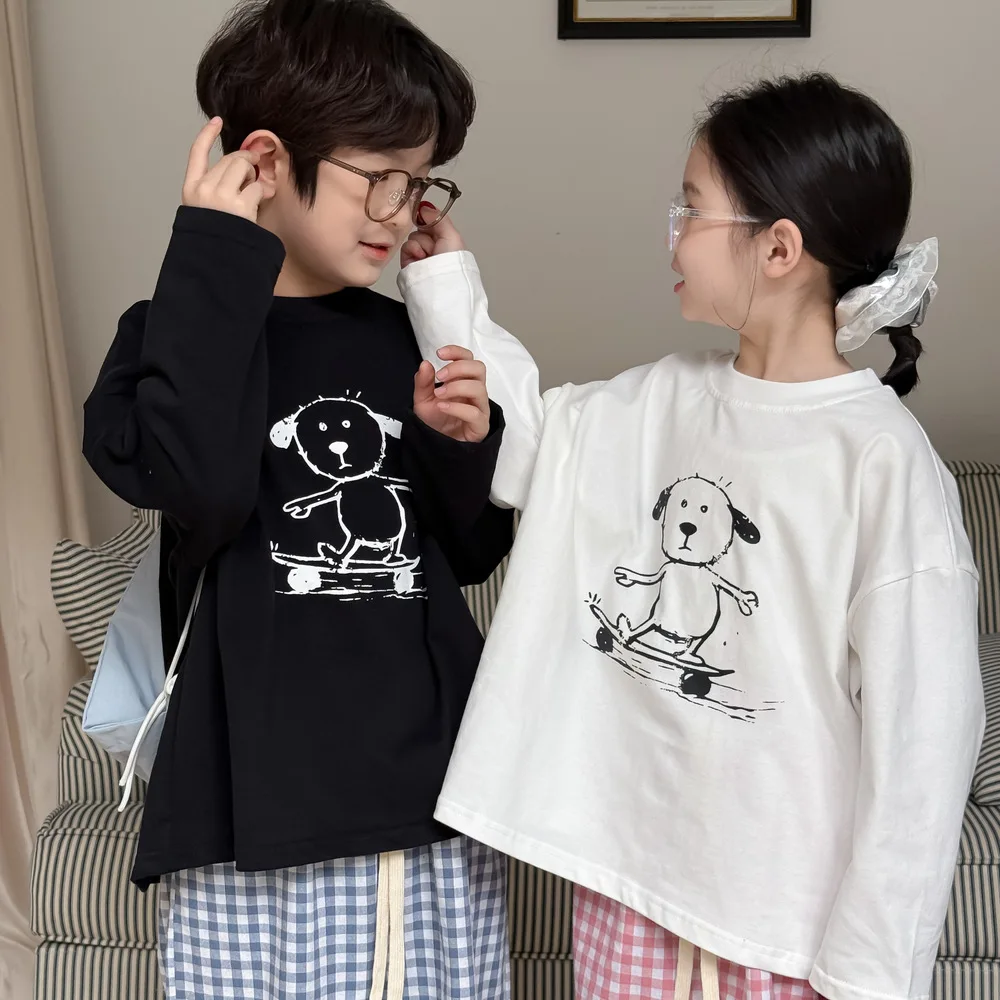 

Children's bottoming shirt 2025 spring boys and girls Korean version of cartoon bottoming clothes Children's round neck casual l
