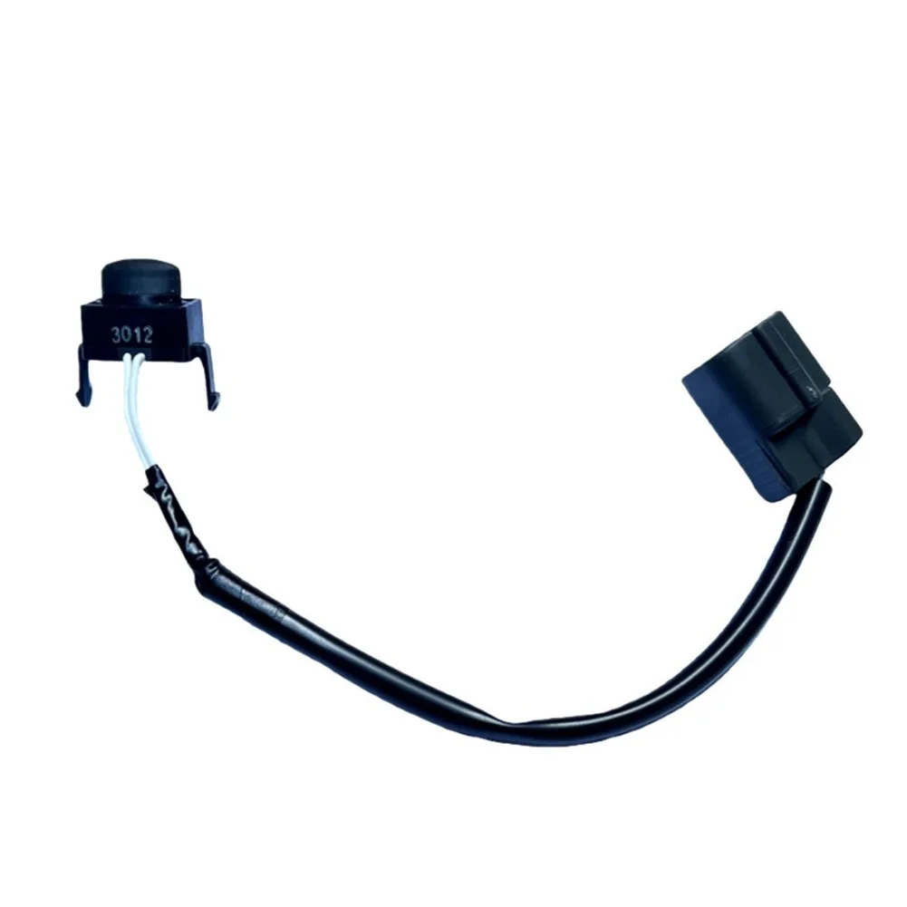 

Черная кнопка управления дверной ручкой (датчик) для Mitsubishi Outlander/ASX, OEM номера 5716A878, 5716A260, 80618W000P