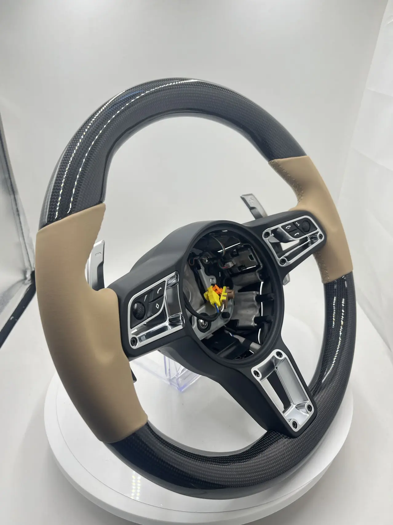 For the Porsche GT carbon fiber riveted steering wheel assembly, for all Porsche models, directly mounted