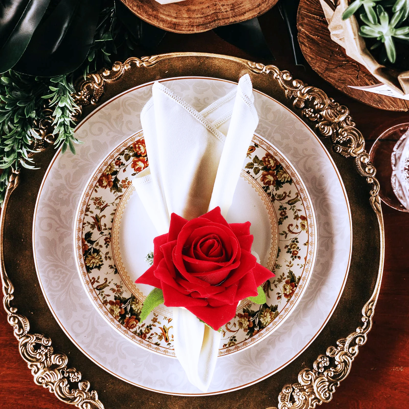 

4pcs Rings Rattan Flower Decor Elegant Tableware Decorative Napkin Holder Home Restaurant Tea Party Kitchen Bar Accessories