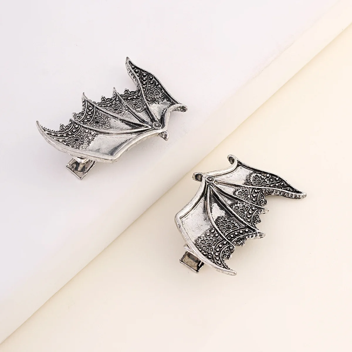 1pair Halloween Little Devil Elf Wings Hairpin Cosplay Black Bat Side Clip Duckbill Hair Clip