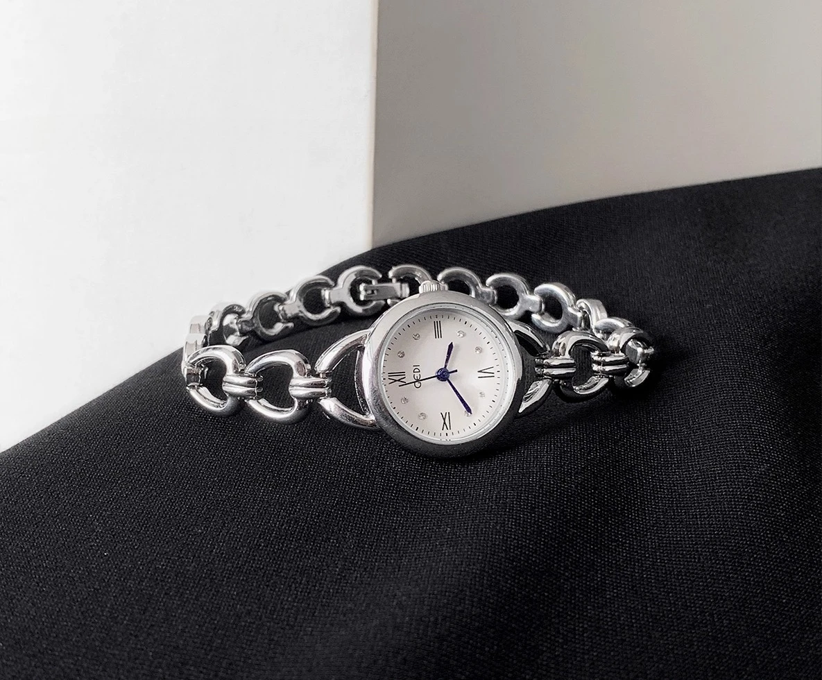 

Watch women light luxury women's bracelet small exquisite small dial 2025 new style simple temperament high quality luxury watch