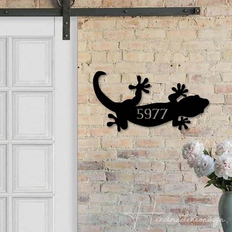 1pc lovely gecko Customized Name Metal Wall Signs Tin Wall Plaque For Kids Rooms Diy Home Decoration