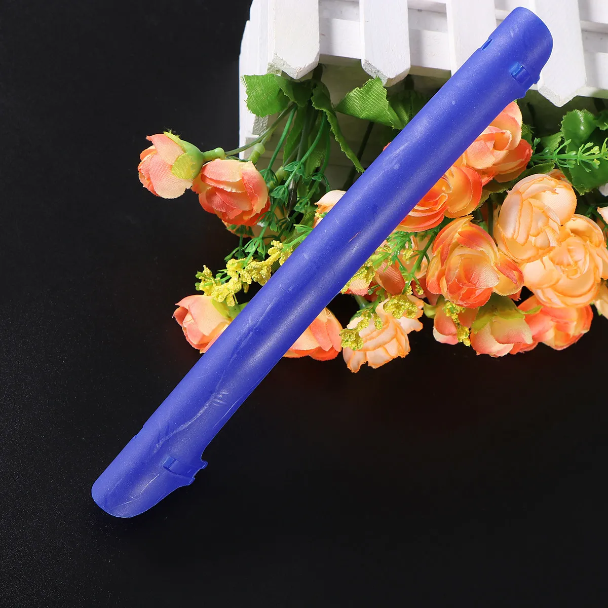 

1 Item Rubber Chain Cover for Bicycle - Effective Chain Vibration Reducer with Side Fork Mount, Resists Dirt Build-Up, Reusable