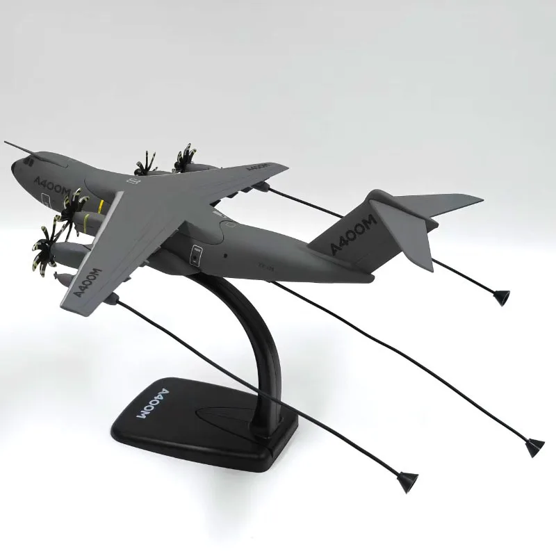 Diecast ABS Plastic 1/200 Scale A400M Transport Aircraft Simulation Model Static Collection Decorated Holiday Gifts Toys