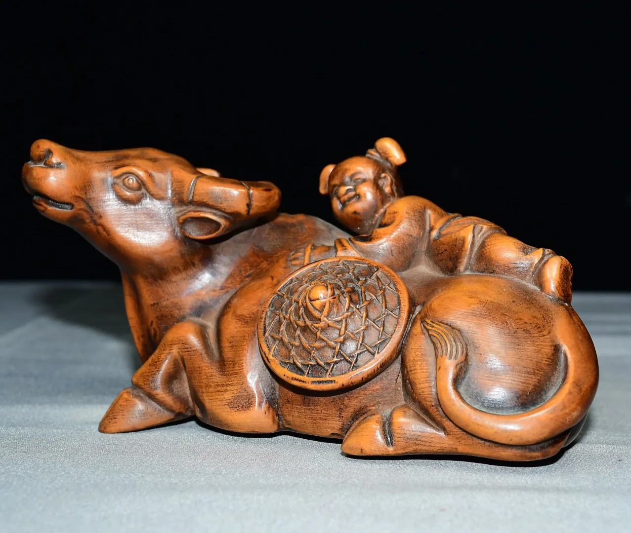 Old Boxwood Shepherd herding cattle Boy herding cattle live in harmony screen Wenfang Amass wealth Ornaments
