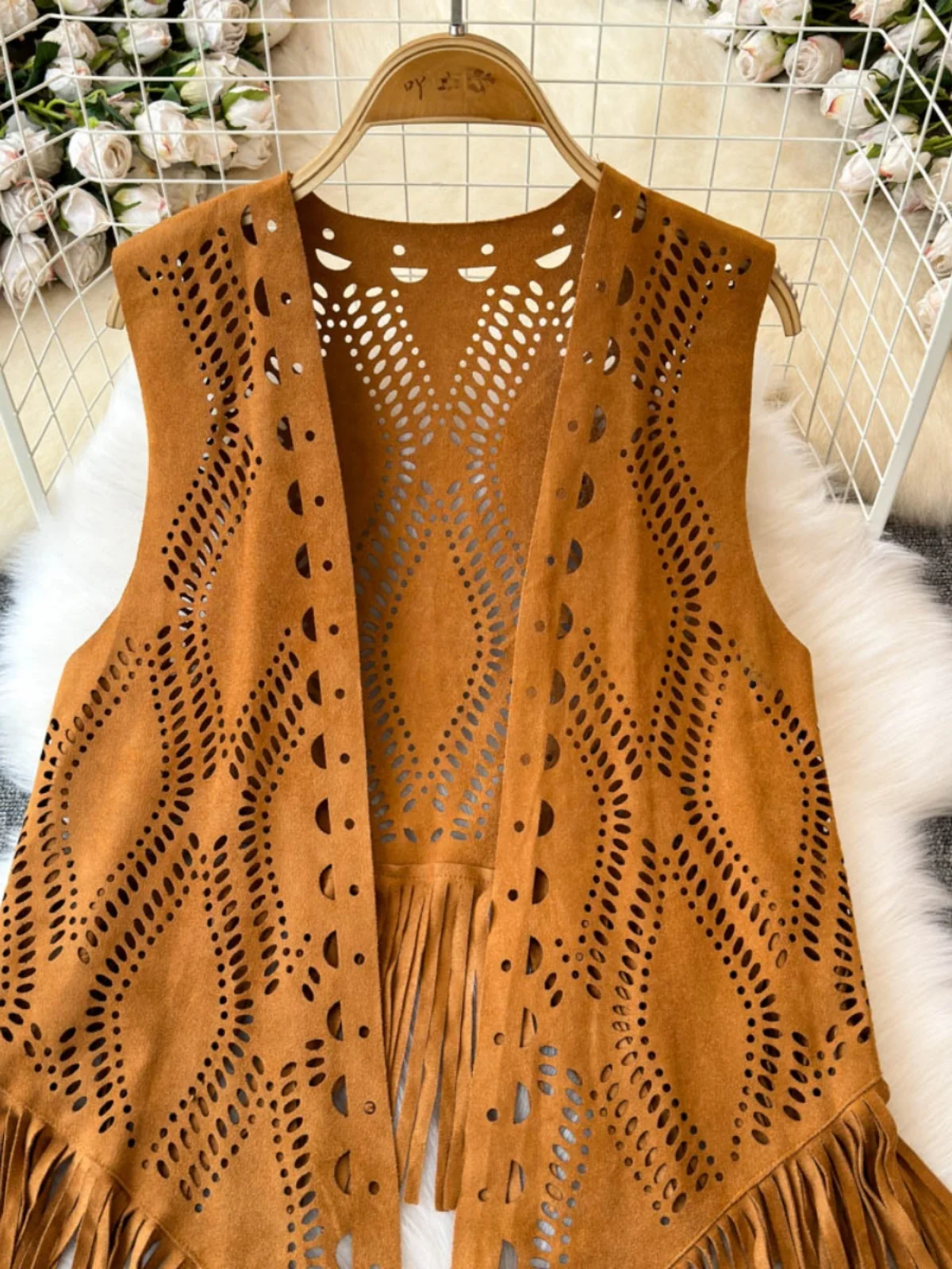 Retro Western Cowboy Thin Suede Fringe Hollow out Denim Shoulder Pad Travel Outerwear Small Vest for Women Commute Style V-Neck