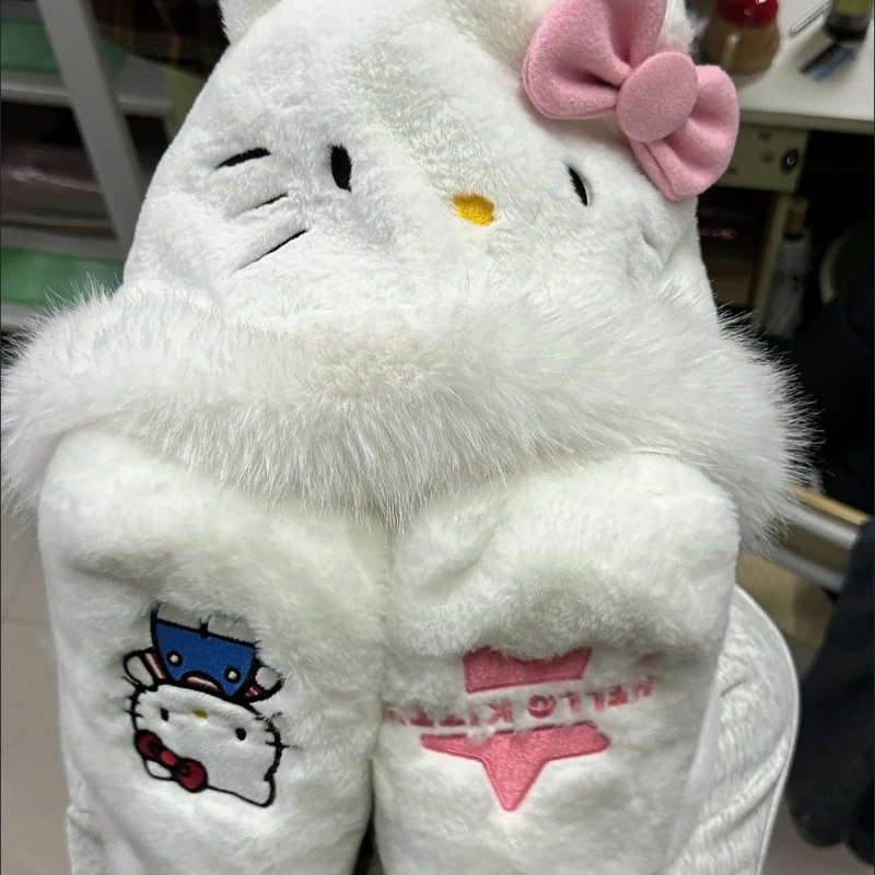 

Sanrio Hello Kitty cartoon cute hat Kawaii girls autumn winter windproof warm coral fleece scarf hat gloves three-piece set gift