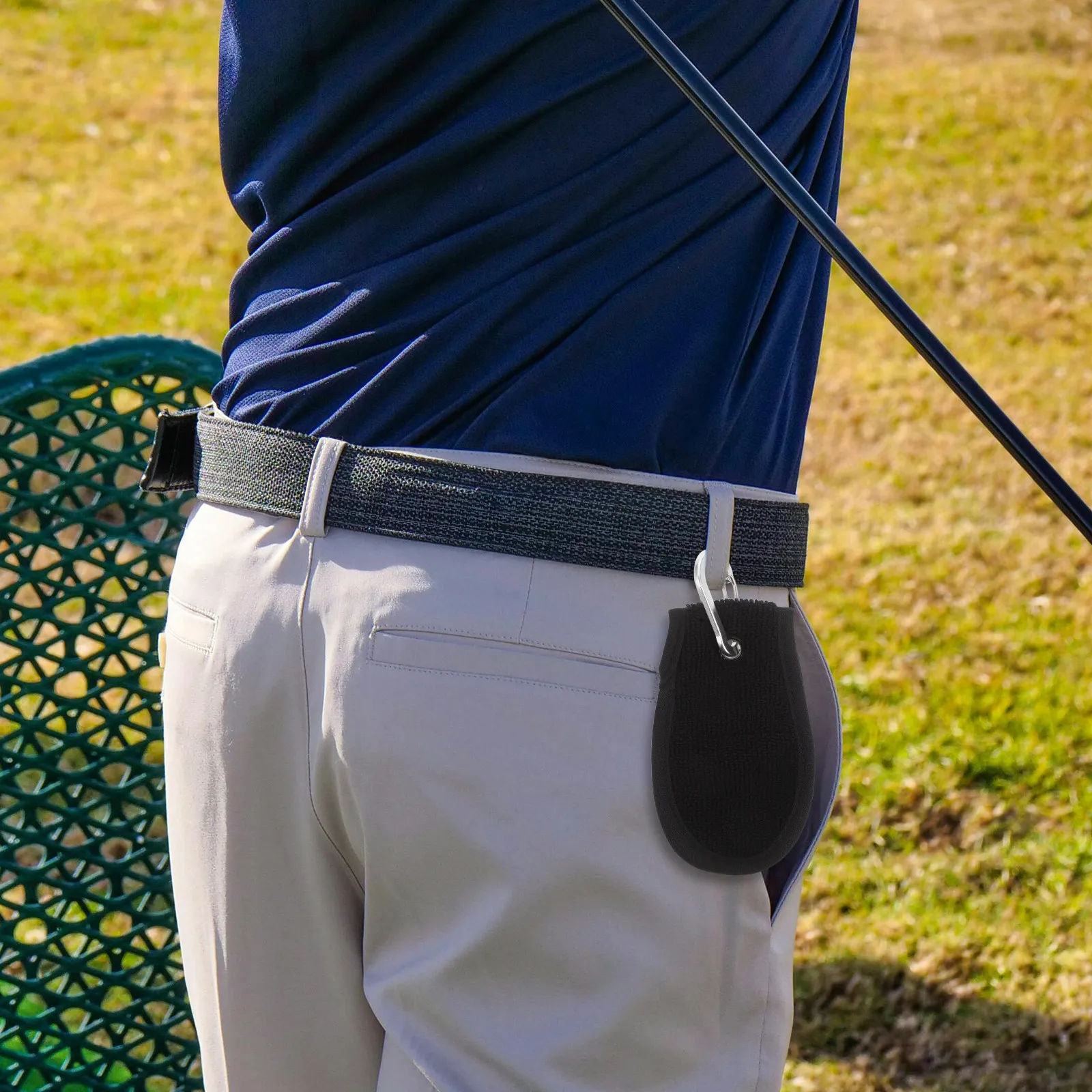 

Стильное полотенце для гольфа для мужчин с двусторонней чистящей поверхностью и креплением-карабином, функциональный спортивный аксессуар для сумки для гольфа.