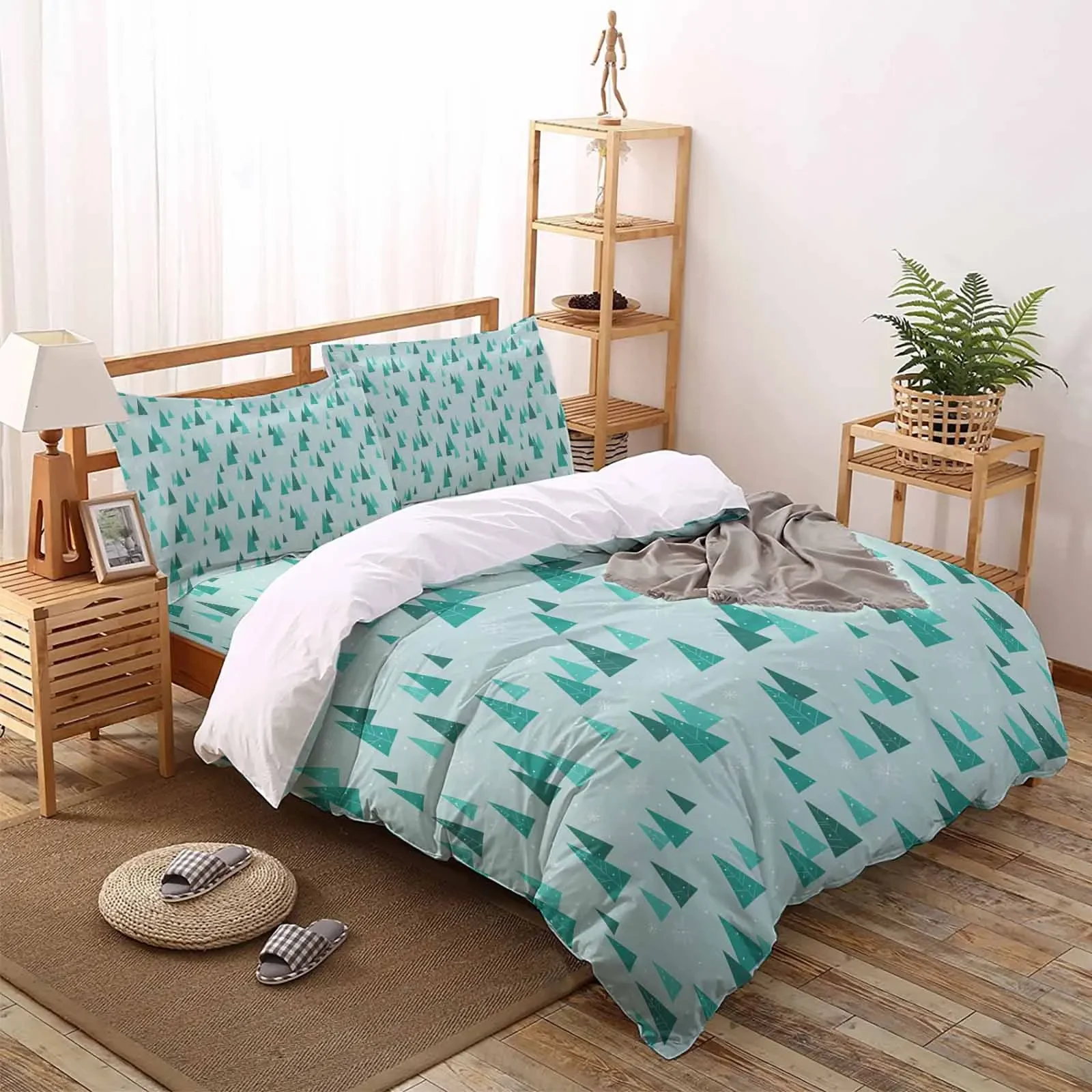 Snowflakes Painted Retro StyleThe 4-piece textile set on the bed includes two pillowcases one duvet one bedsheet customization