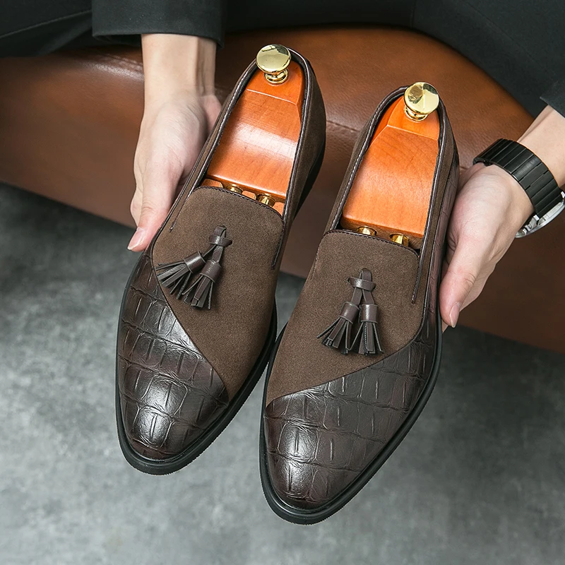 British Style New Autumn Men Comfortable Frosted Leather Casual Loafers Fashion Brand Mens Breathable Tassel Stitched Boat Shoes