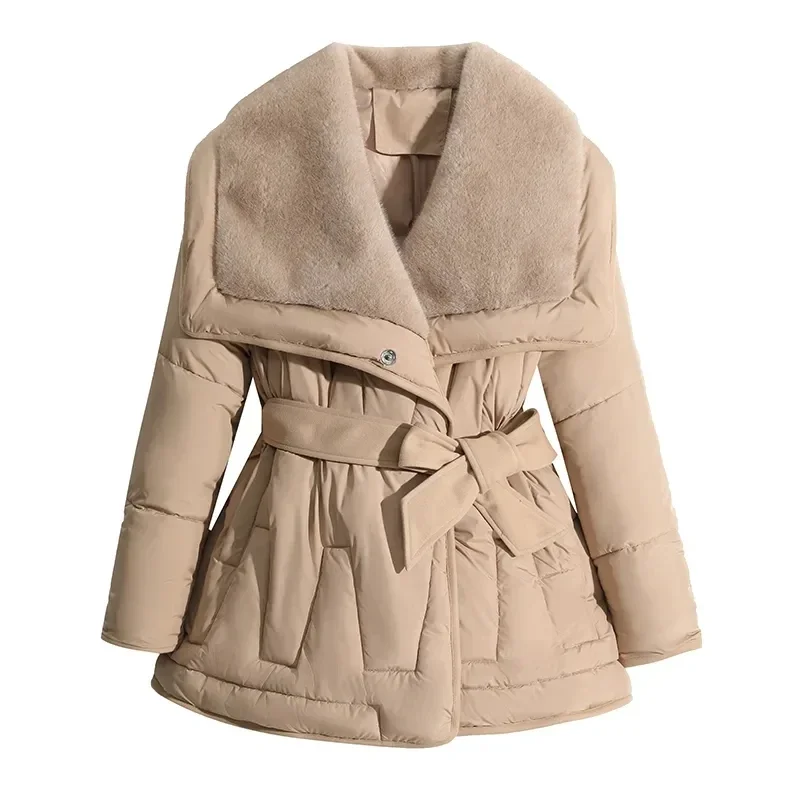 2025 خريف شتاء تصميم جديد الشعور كبير الفراء طوق سترة قطن للنساء مزاجه الموضة معطف سميك الإناث الدافئة باركر