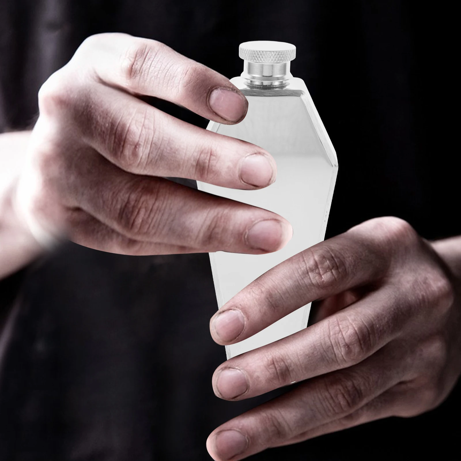 

3.5oz Halloween Coffin Flask 304 Stainless Steel Black Portable Leakproof Hip Flask Whiskey Liquor Bottle Drinking