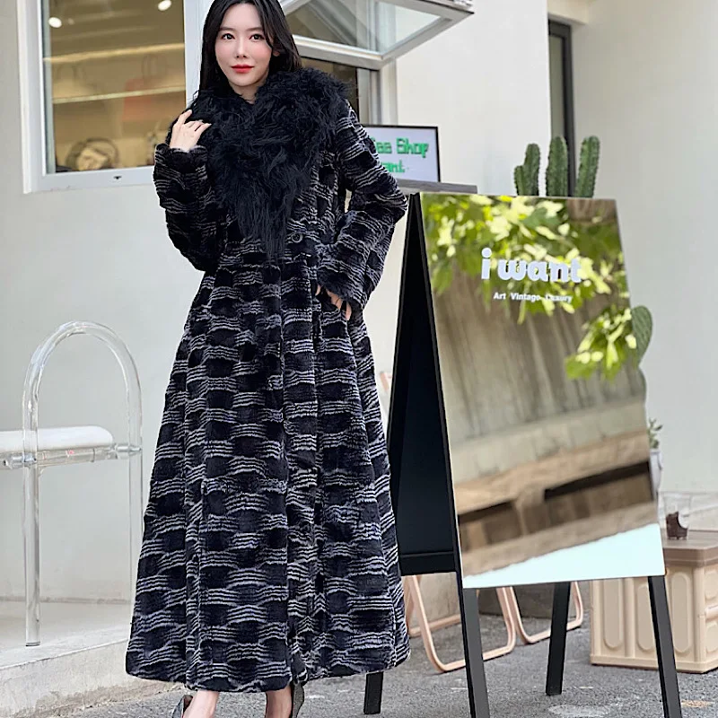 2023 New Real Featured Real Whole Mongolia SheepTurn-down Collar and Rex Rabbit Fur Coat women\'s winter Long fur coat