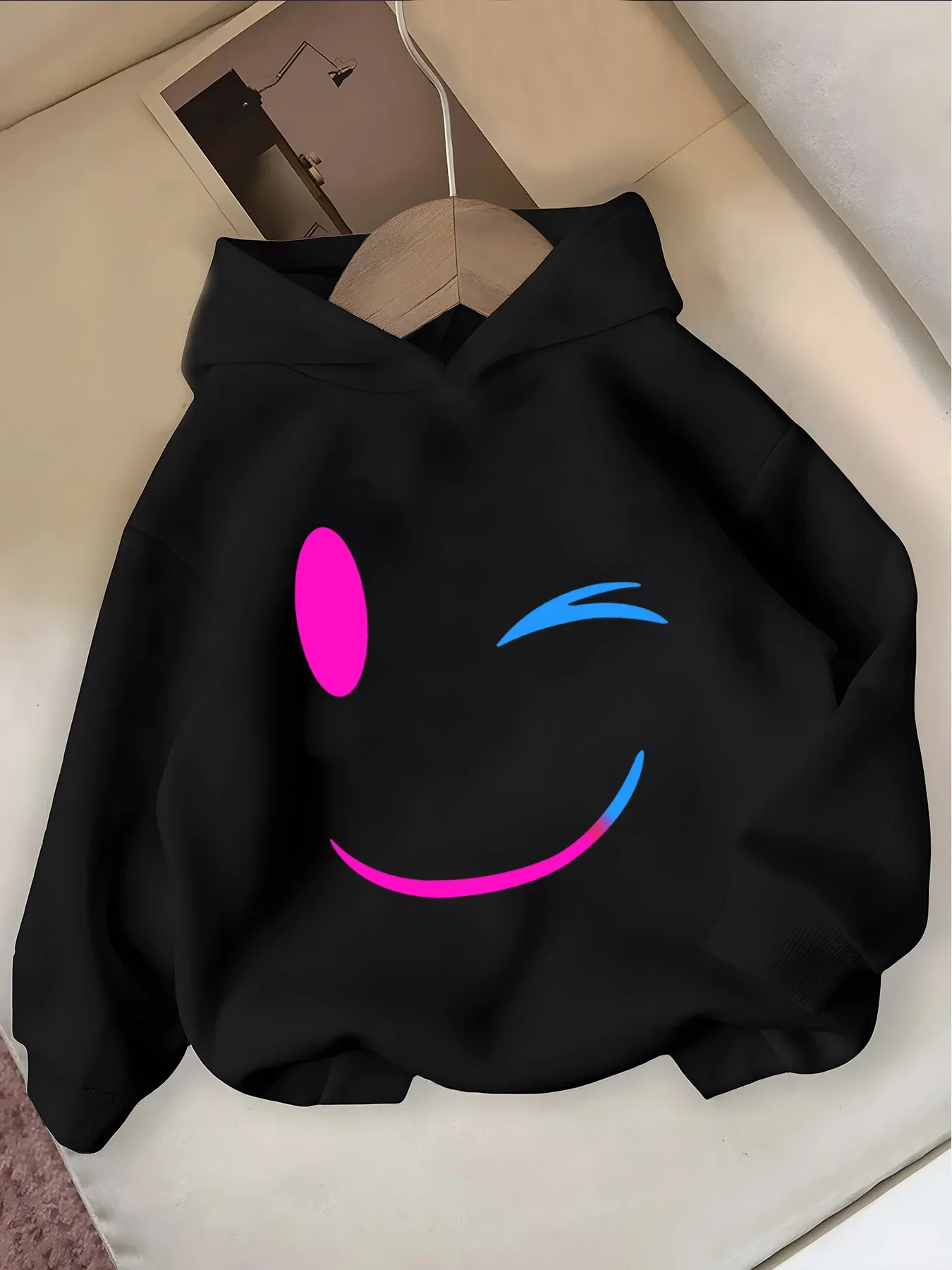 Cool Neon Smile Kids Hoodie Winking Face Chest‑side Graphic Autumn Winter Fleece Warm Children Streetwear Hooded Sweatshirt