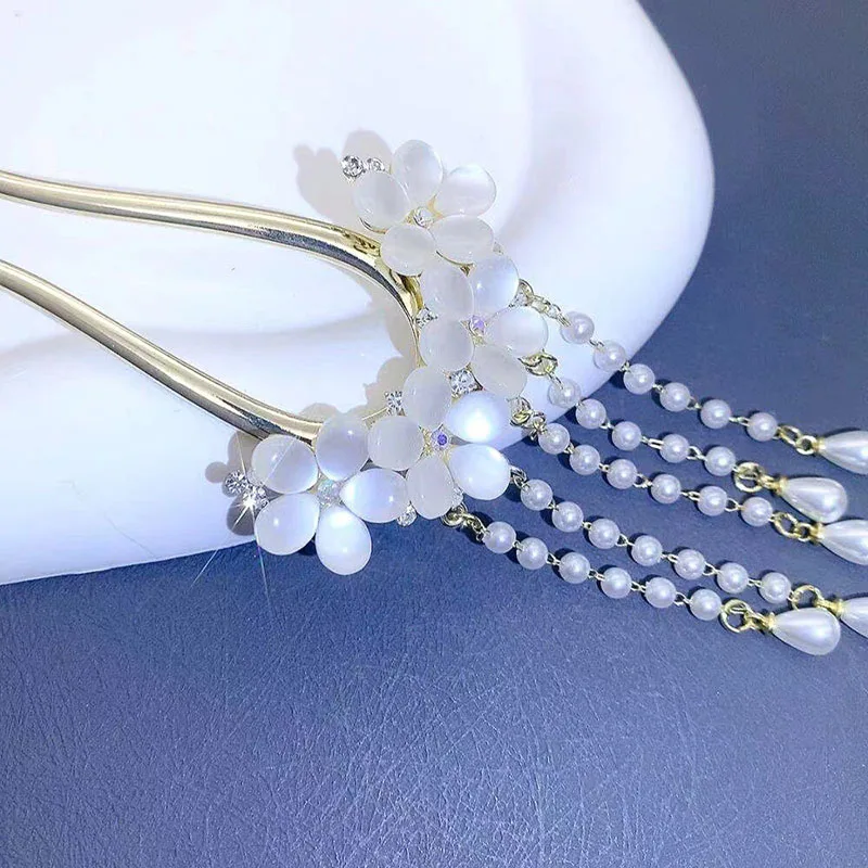 Luxury Female Diamond-encrusted Pearl Jasmine Flower Tassel Hairpin Metal Hair Clip Woman Hair Clip Hair Accessories Headdress