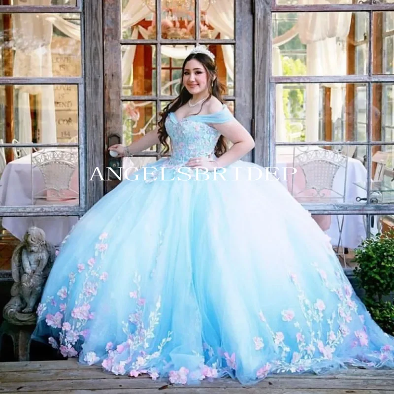 Angelsbridep ชุดชุดไปงานเต้นรำ quinceanera สีฟ้ากับ appliques สีชมพู appliques de 15 quinceañera 2024เจ้าหญิงปาร์ตี้อย่างเป็นทางการ