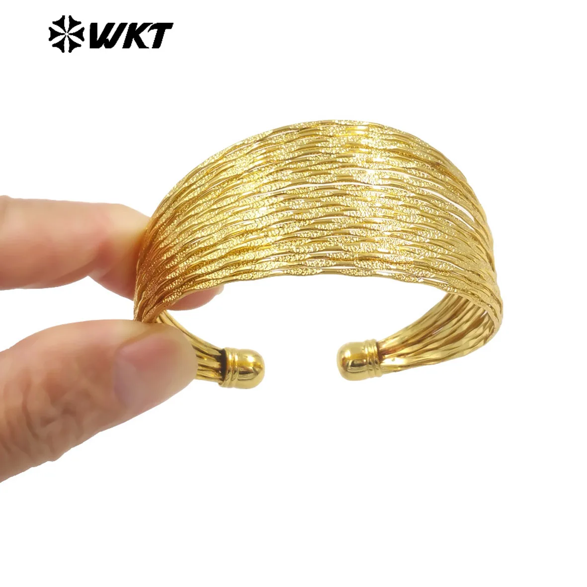 WT-B677 Retro Originality Gold Wire Design Can Be Adjustable Cuff Bangle For Unisex Medieval Wearing Matching Accessory