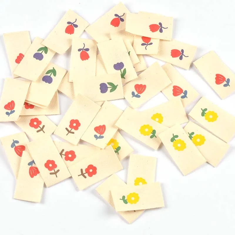 50pcs Colorful flower Printed Labels For Garment Sewing Accessories DIY Handmade Hats Bags Crafts Supplies Clothing Tags c3616