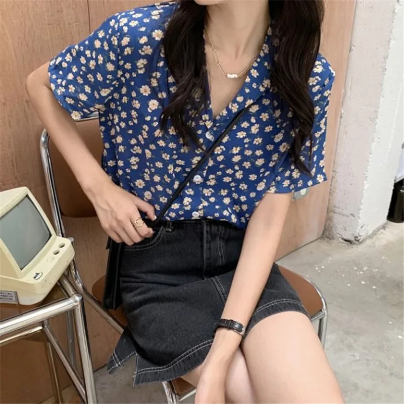 Fashion Summer Women's Blouse 2022 Loose Vintage Flower Short Sleeve Women Shirt Chic Woman Blouse Female Tops Blusas Mujer