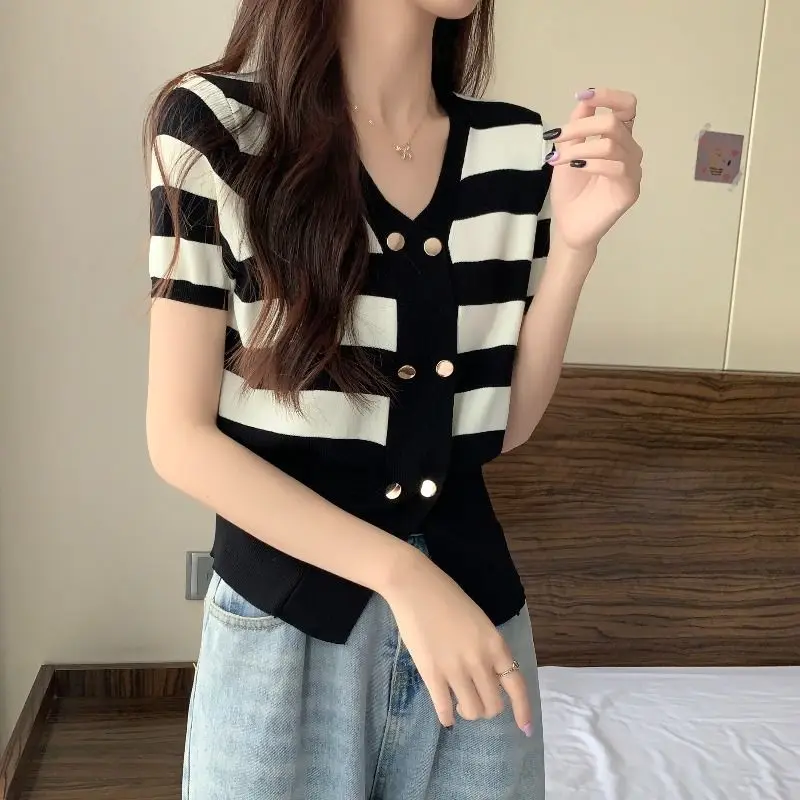 Spring Autumn V-neck Striped Patchwork Cardigan T-shirt Ladies Loose Casual Short Sleeve Sweater Women Fashion All-match Tee