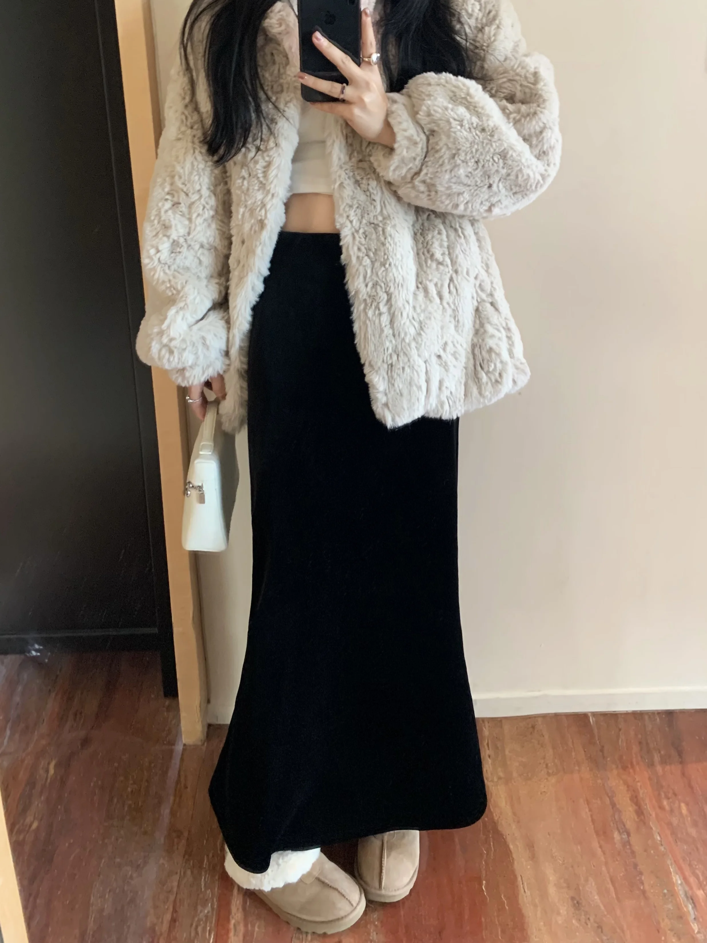 Winter New High Waist Thickened Fleece Wrap Body Long Skirt Women's High-End Feeling Fish Tail Half-length Skirt A-Line Midi ...