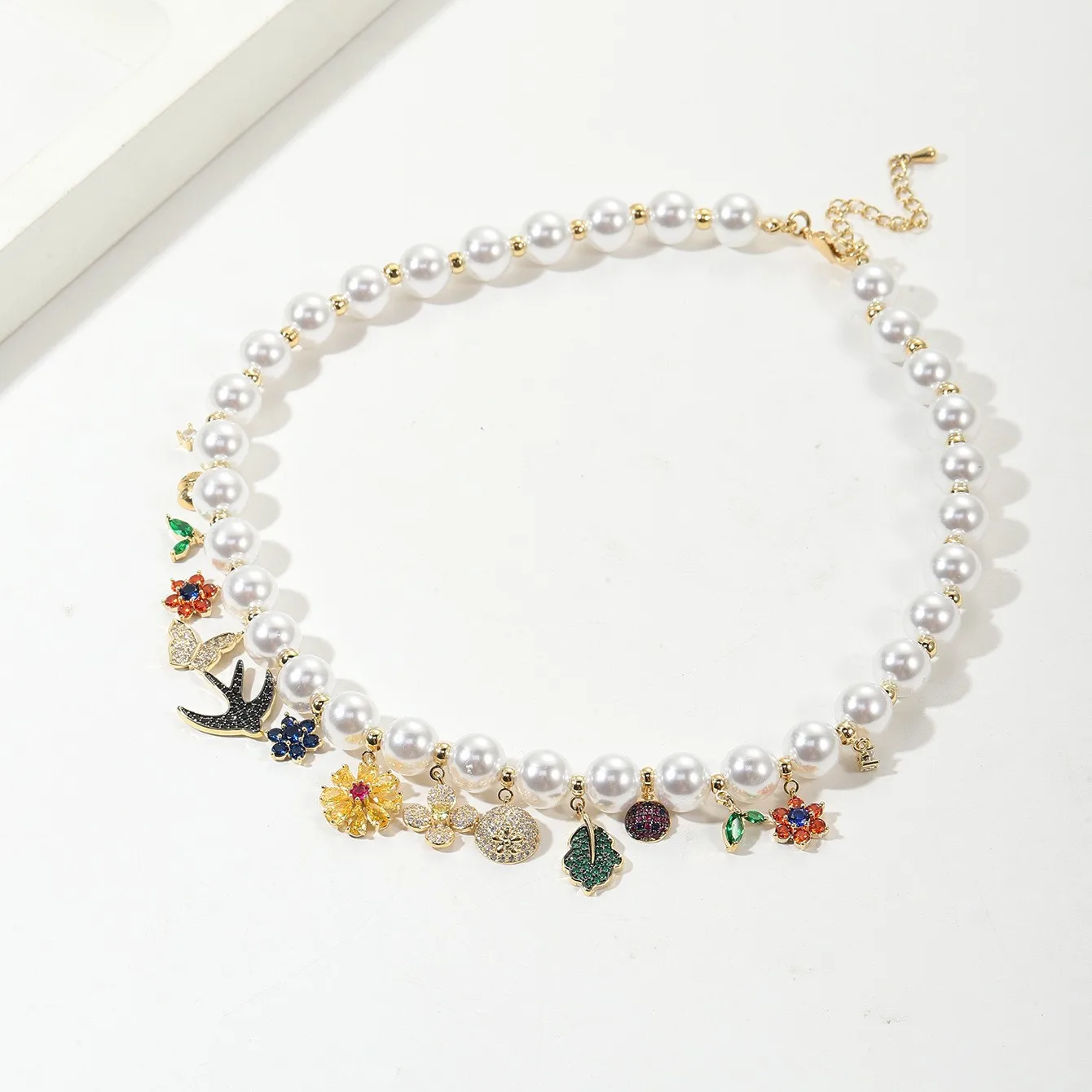 2023 Women Swallow Beetle Butterfly Flower Diamond Pearl Necklace