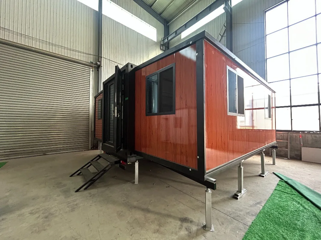 Custom Trailer Container Prefabricated Tiny House on Wheel Shipping Prefab Mobile Luxury Home Casa Contenedor