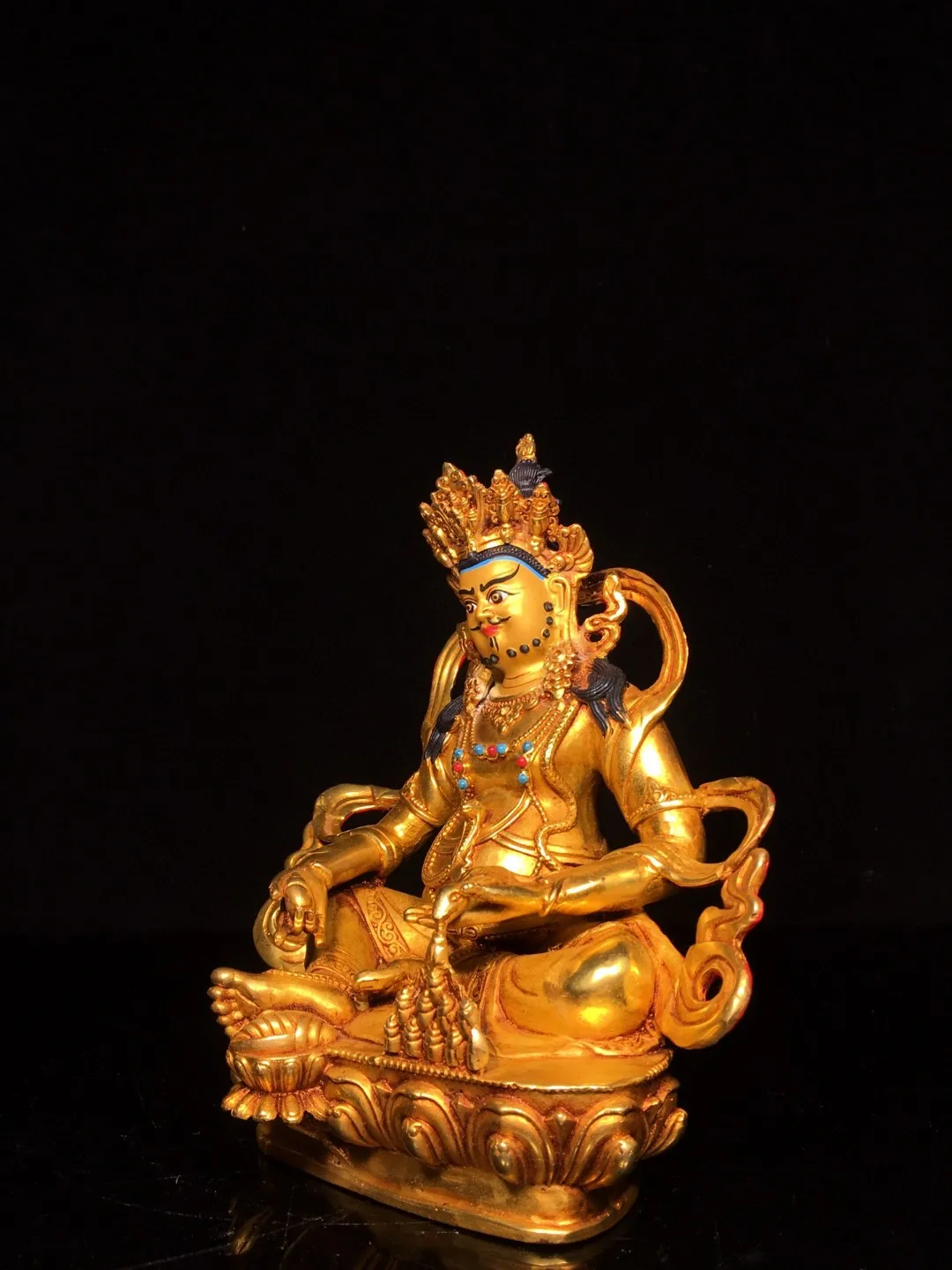 Tibetan brass gilt painted face inlaid with precious stones Yellow God of Wealth Home Buddhist Hall Supplies 20cm small size orn