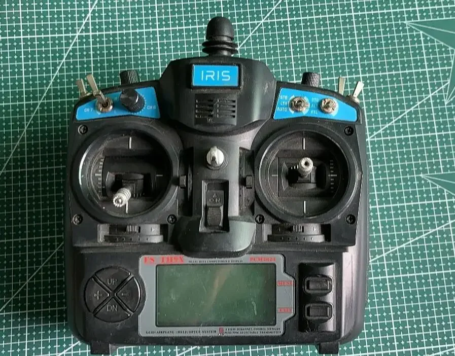 

FlySky Upgraded 2.4G 9CH 1024 ppm pcm RC Helicopter airplane Transmitter FS-TH9XB Radio Control RC Controller