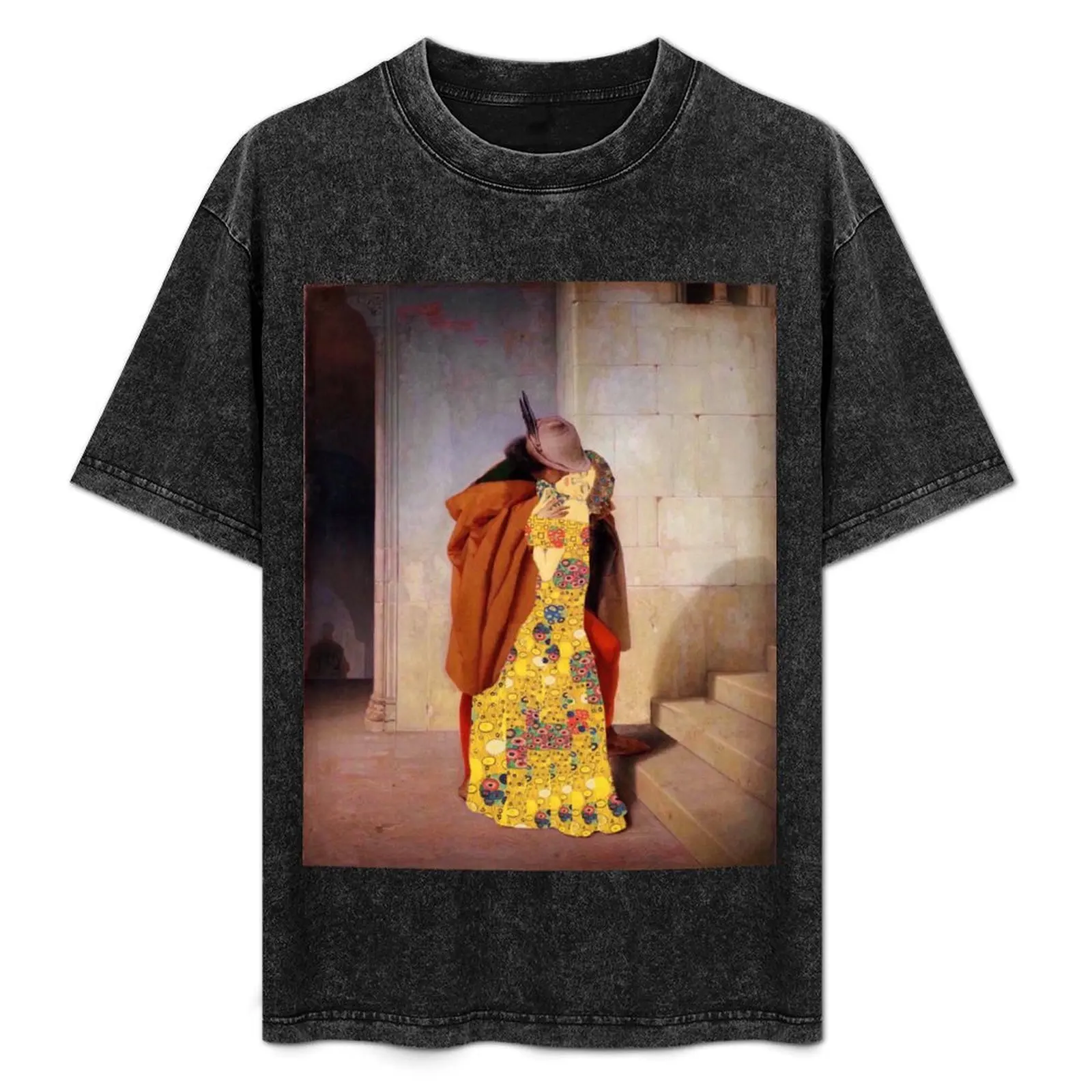 

the kiss klimt and hayez - revisitation T-Shirt essential t shirt boys animal print vintage anime shirt black t-shirts for men
